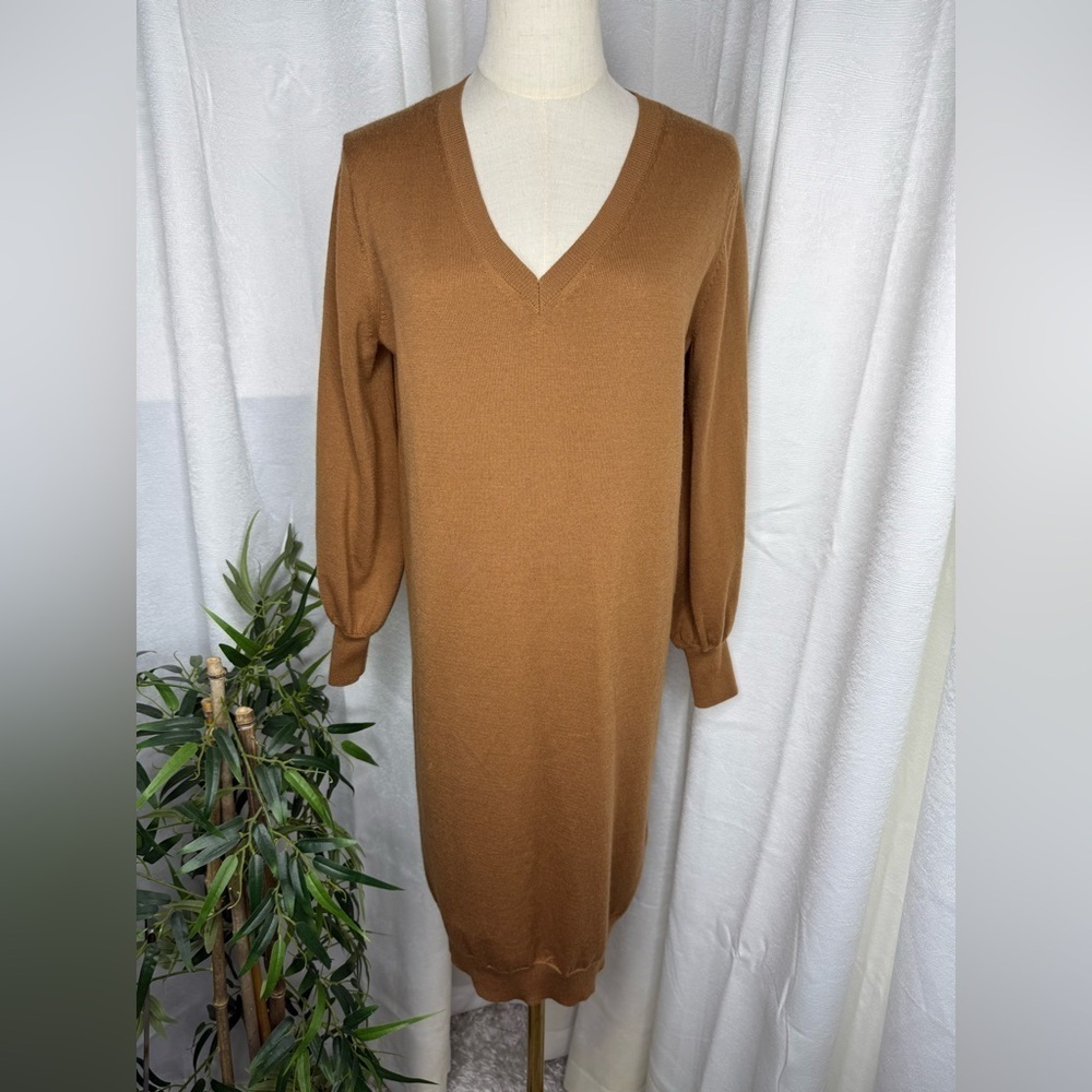 Uniqlo Women’s Camel V-Neck Knit Sweater Dress Wool Blend Sz Medium